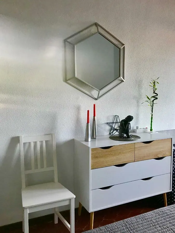 Apartamento Torre de la Roca INDUSTRIAL69 Torremolinos 0*,  España