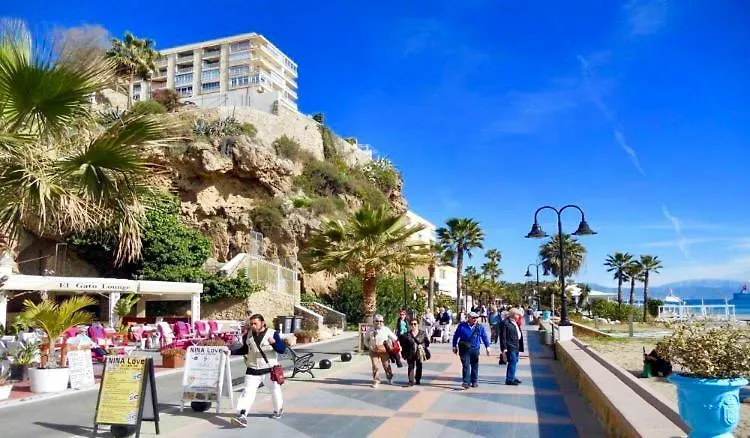 Apartamento Torre de la Roca INDUSTRIAL69 Torremolinos